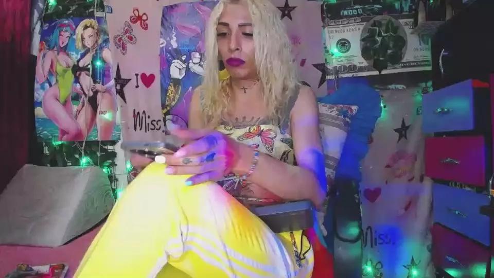 Offline flaquita_corall on Cam4