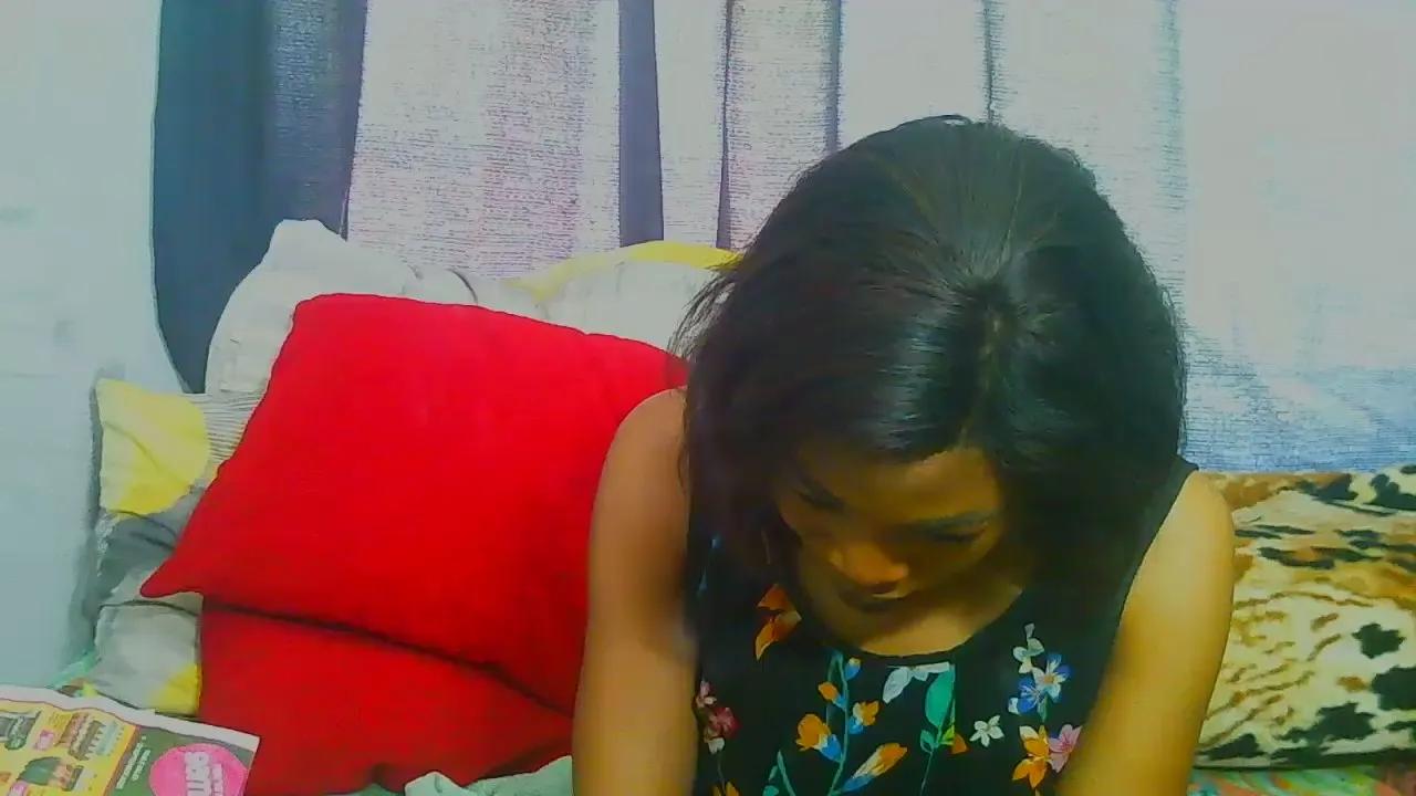 Offline Freakynaughtxx on Cam4