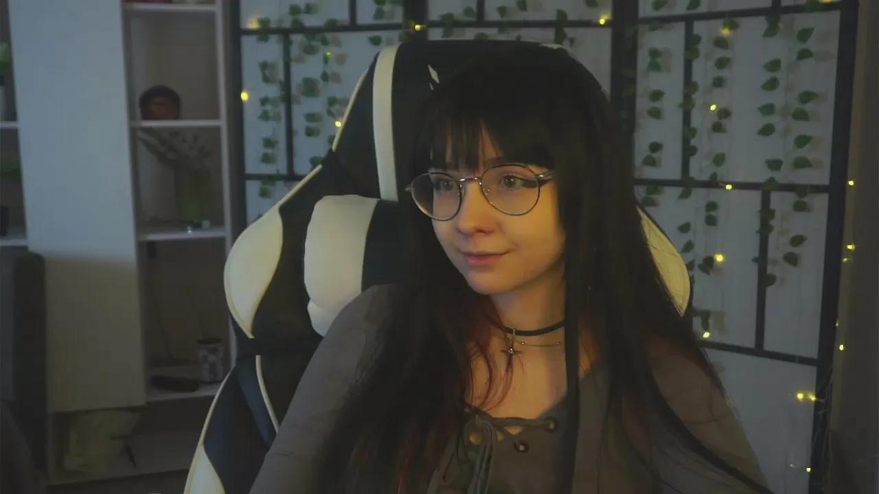 Offline GaynaAmber on Cam4