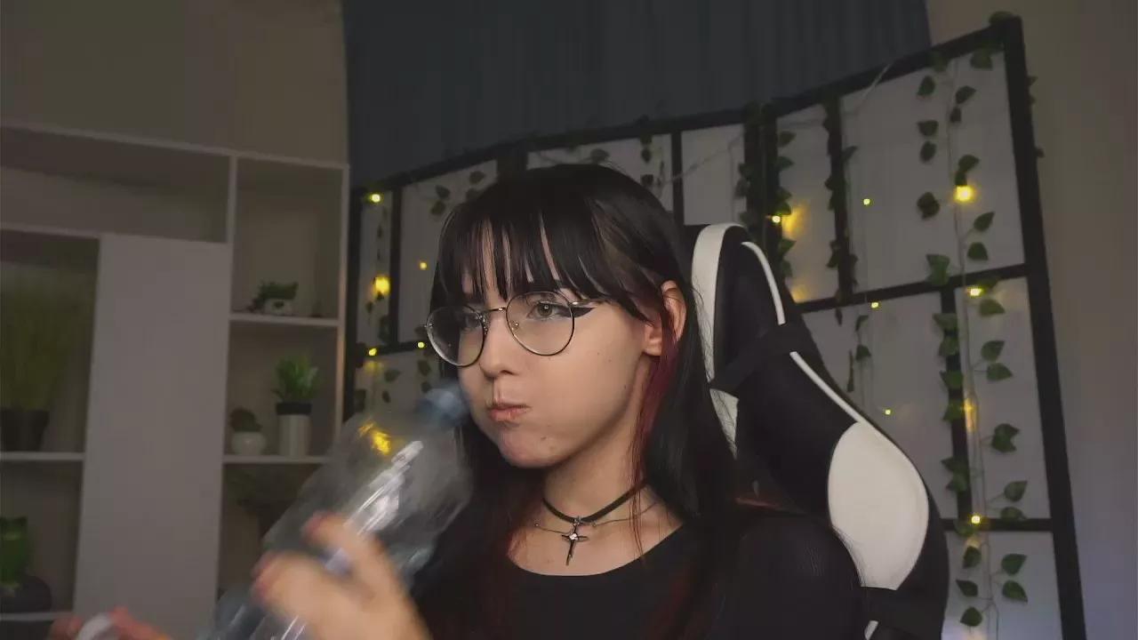 Offline GaynaAmber on Cam4