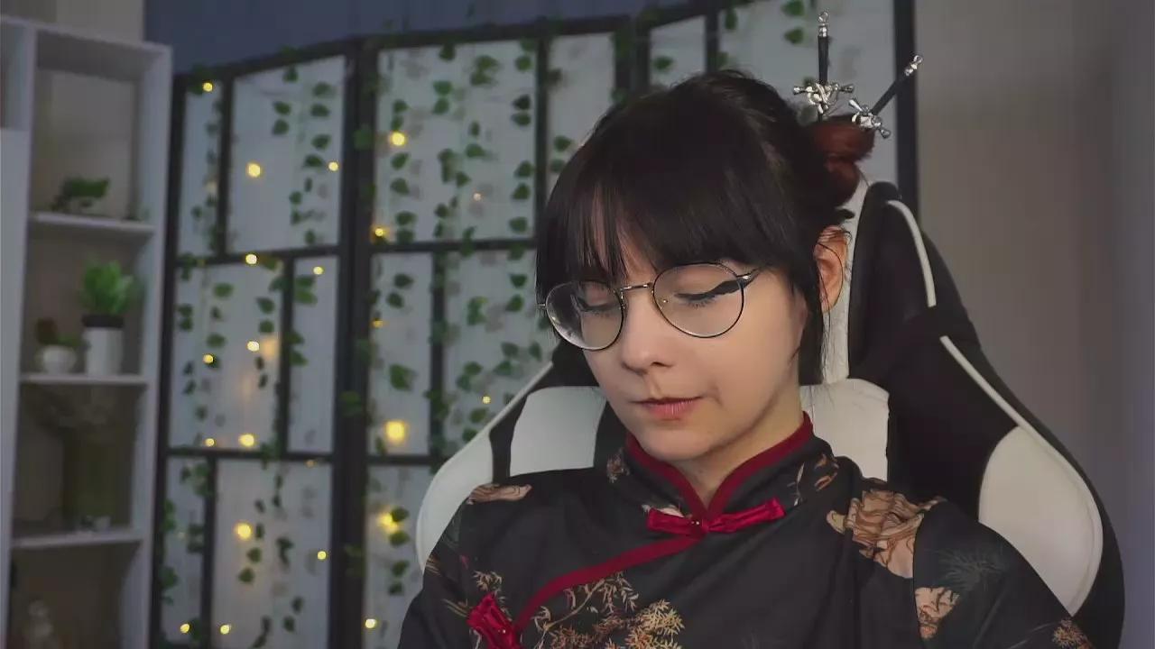 Offline GaynaAmber on Cam4