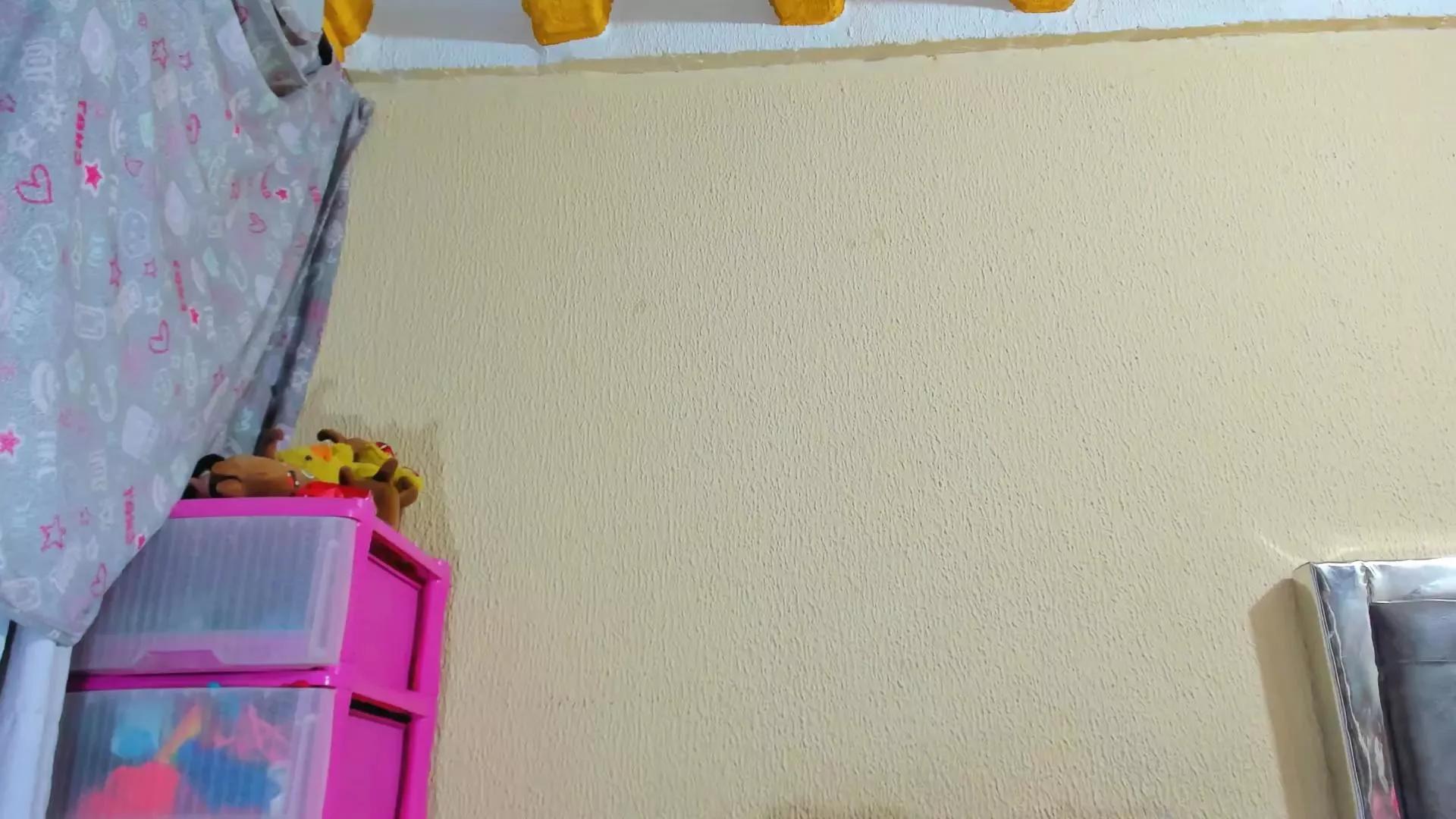 Offline glenda_ray on Cam4