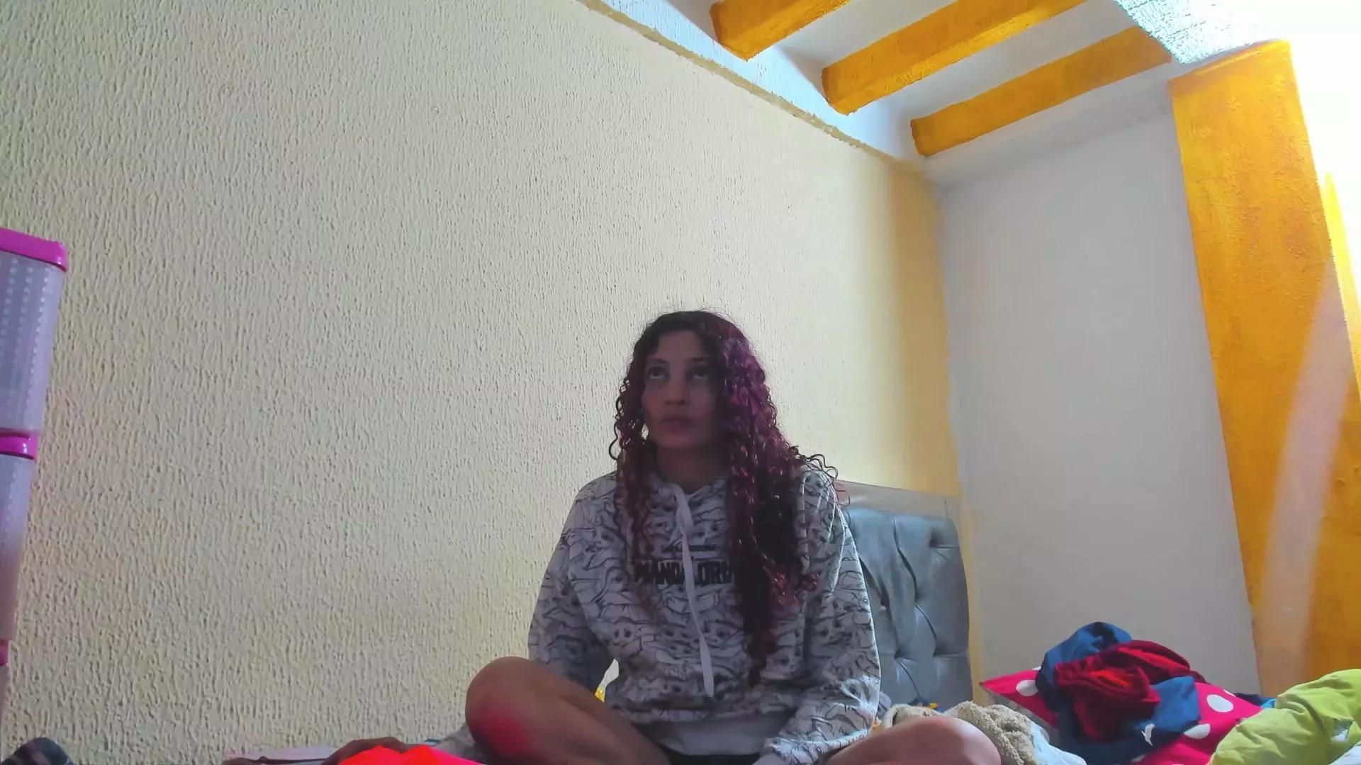 Offline glenda_ray on Cam4