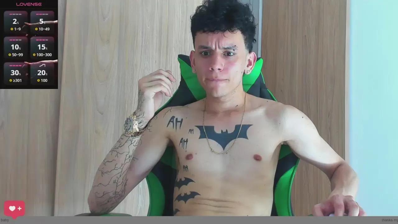 Offline Hardin_bat777 on Cam4