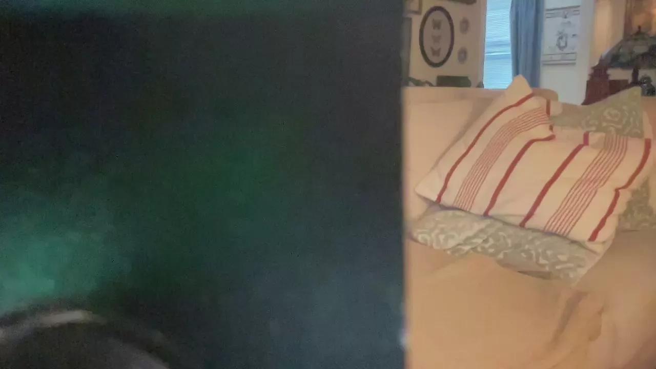 Offline HornySF75 on Cam4