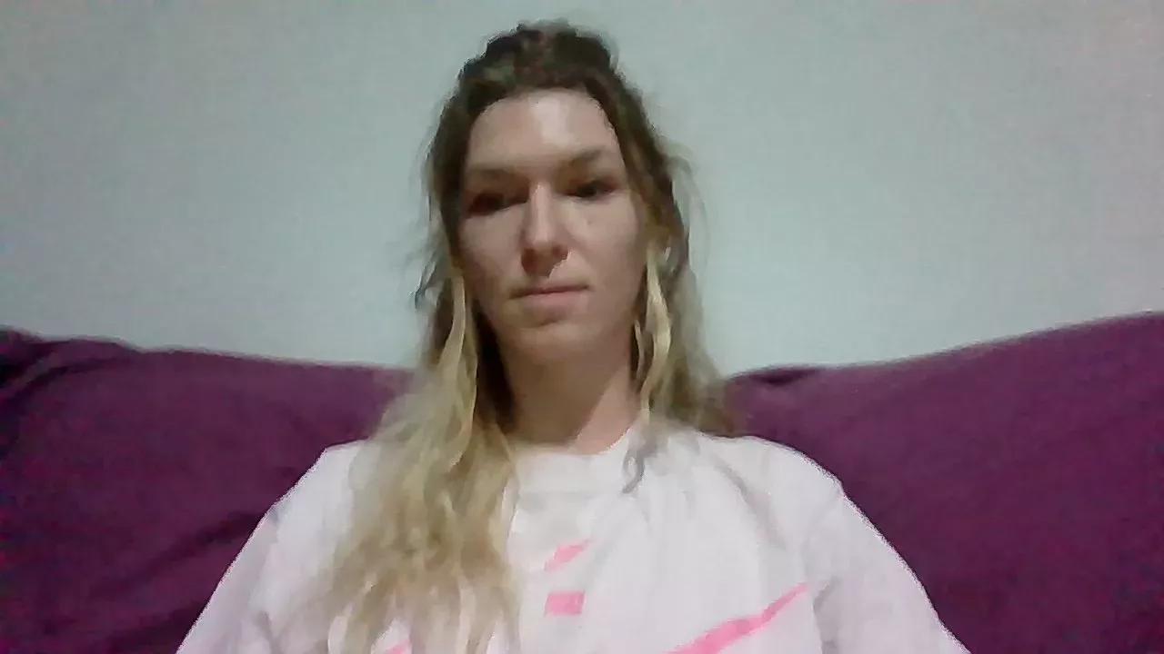 Offline ines190 on Cam4