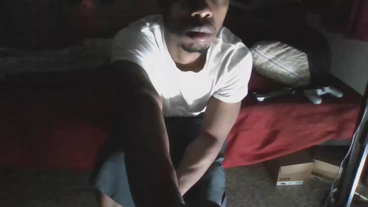 Offline Ironcogking88 on Cam4