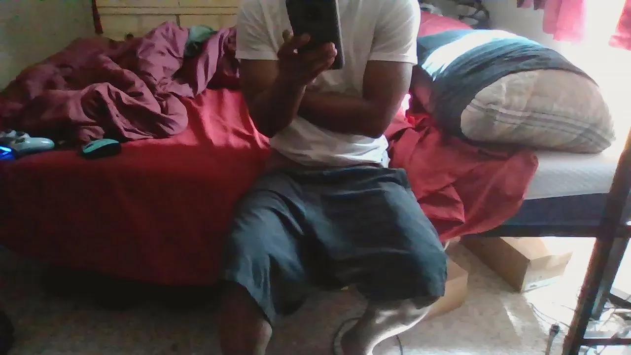 Offline Ironcogking88 on Cam4