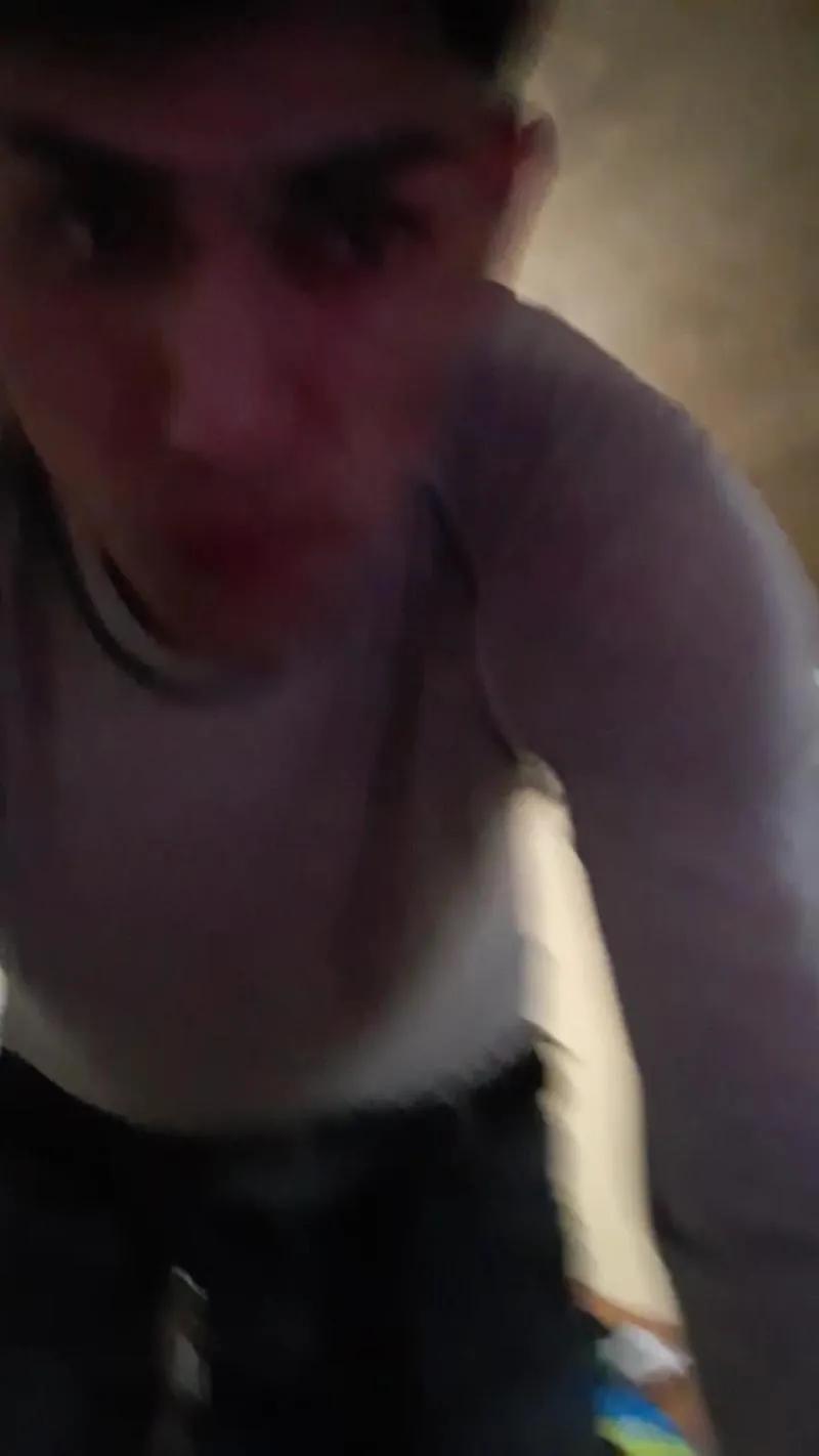 Offline J0044KINALEXIS on Cam4