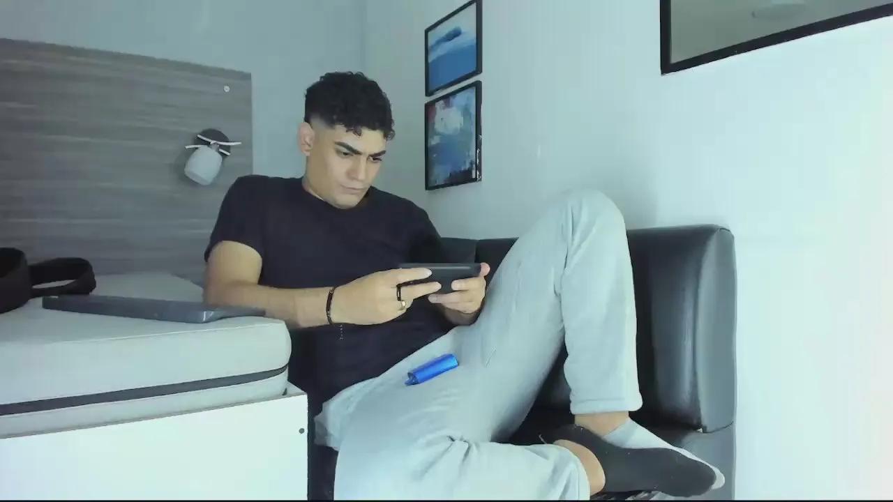 Offline JayMiller on Cam4