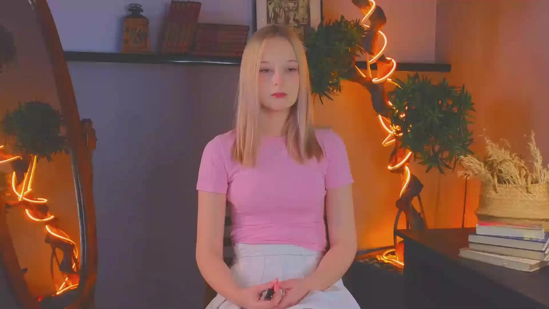 Offline JeanieBeynon on Cam4