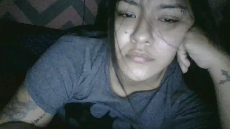 Offline JennifersBodyy on Cam4