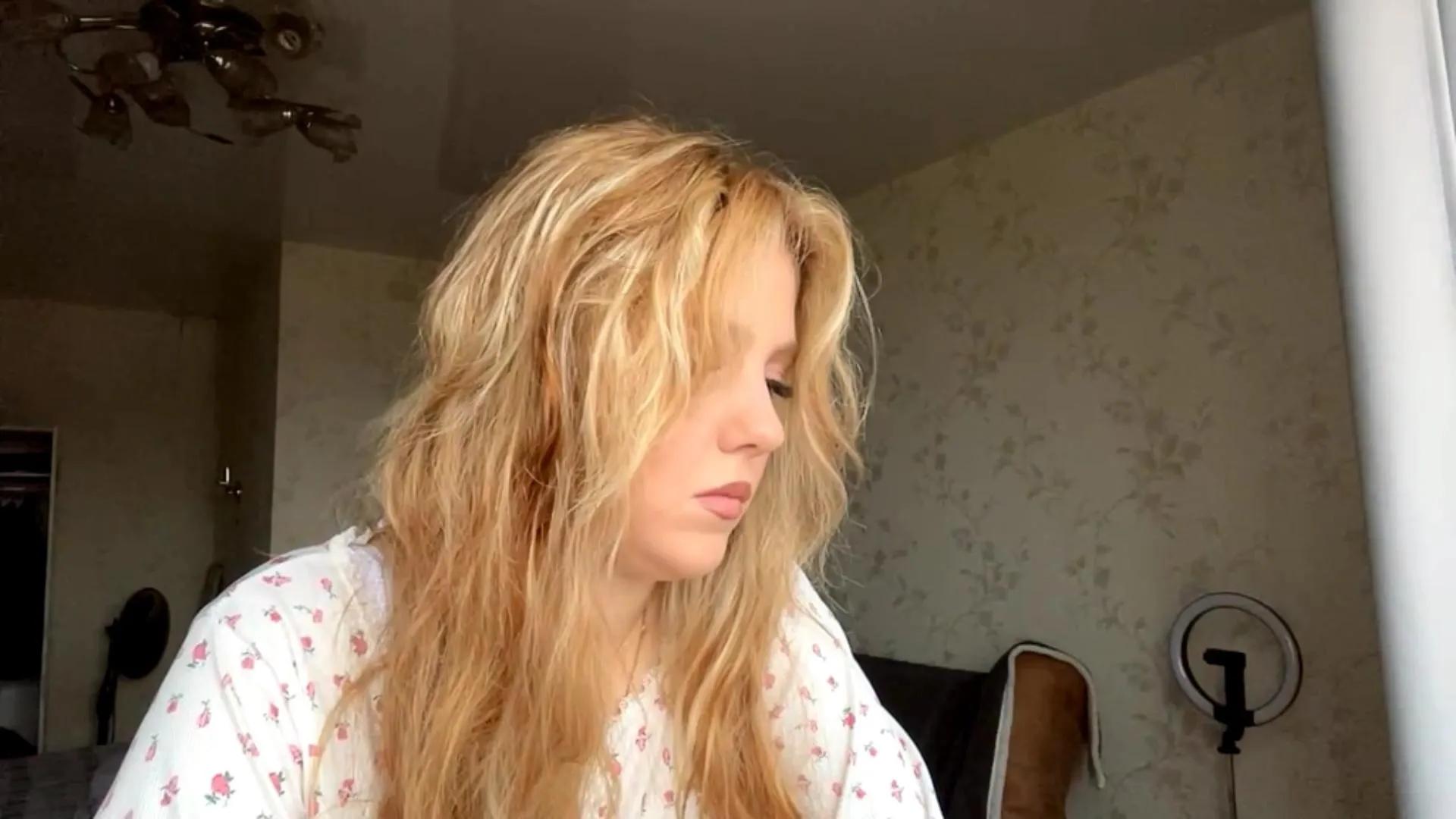 Offline JessikaManon on Cam4