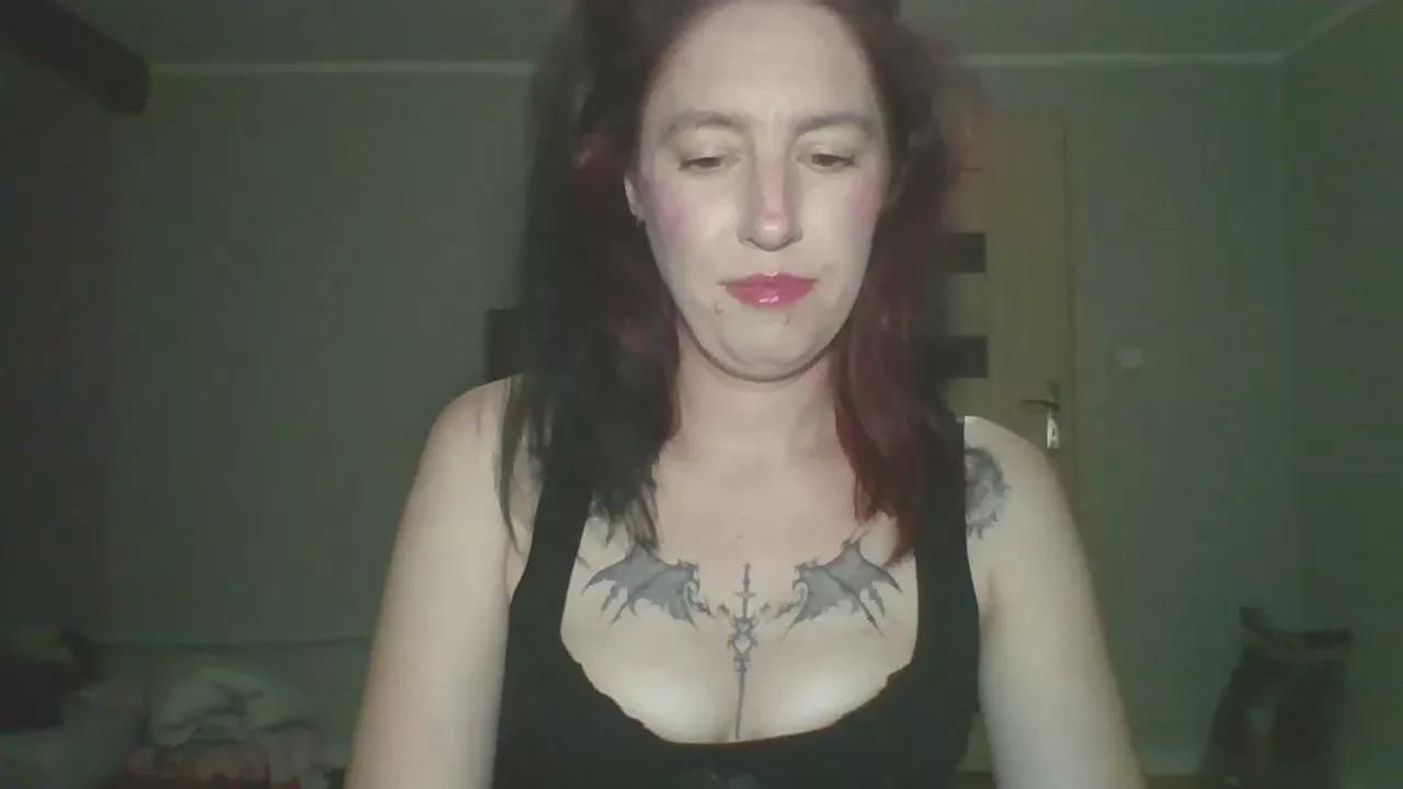 Offline JudyHypnotic on Cam4