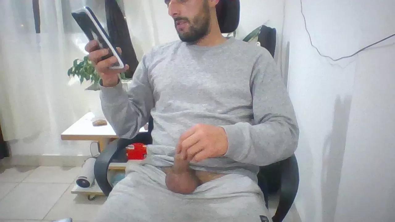 Offline juju0388 on Cam4