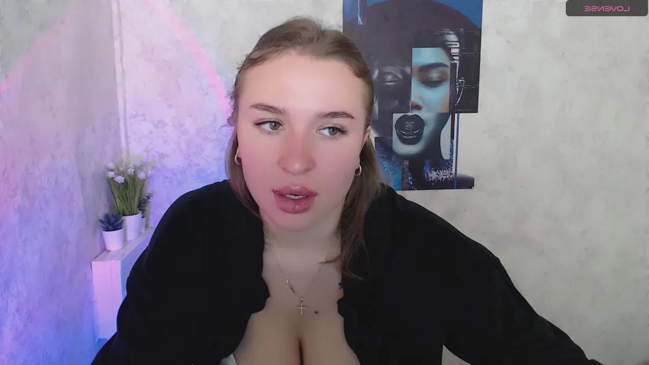 Offline JuliLa_ on Cam4