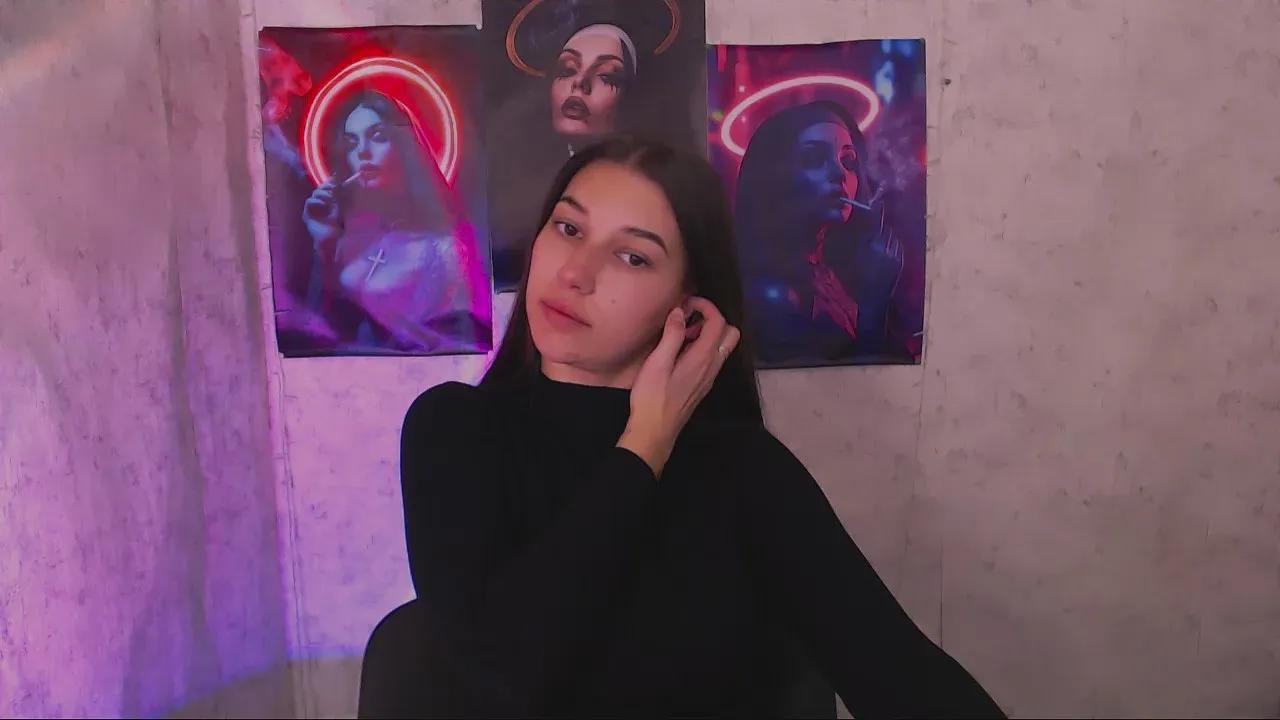 Offline KarolinadDream on Cam4