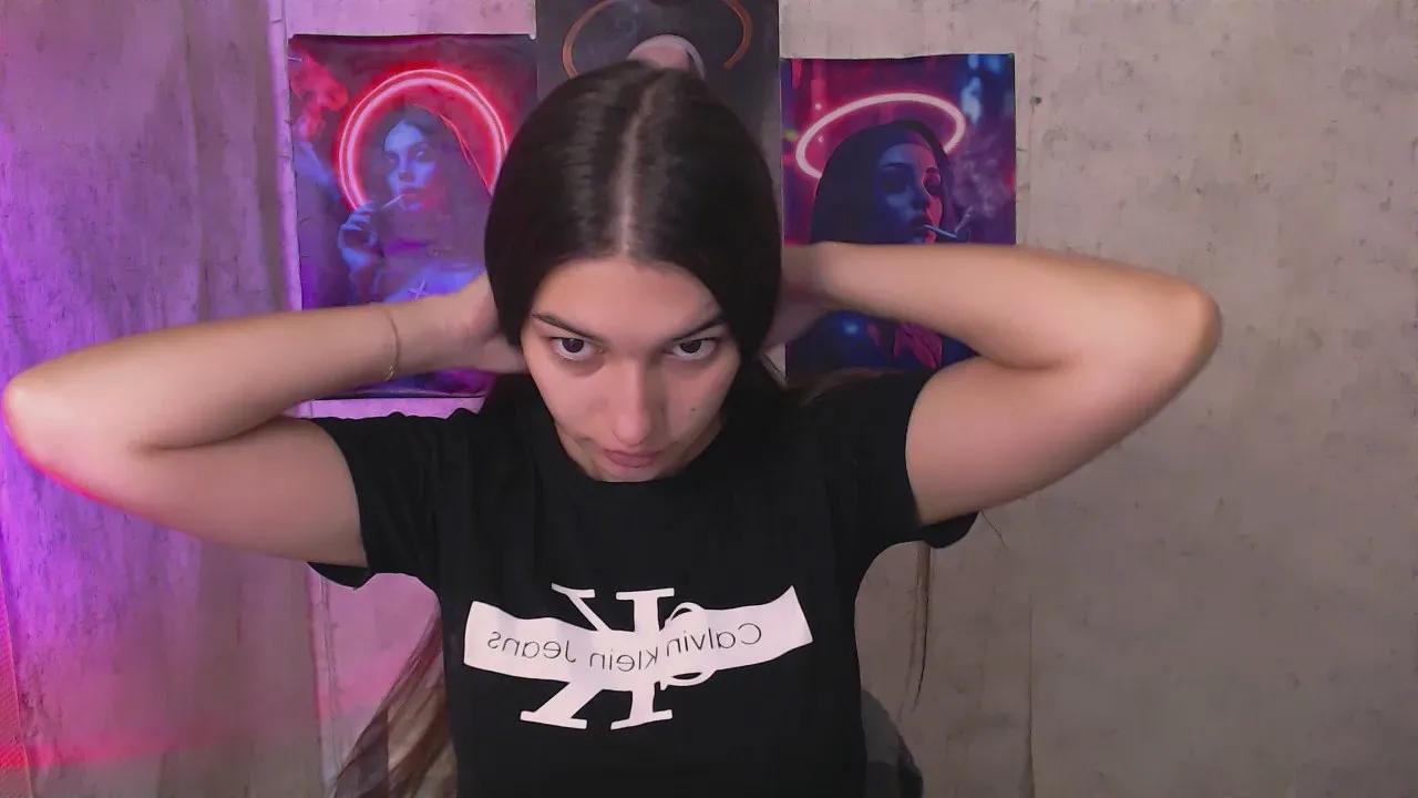 Offline KarolinadDream on Cam4