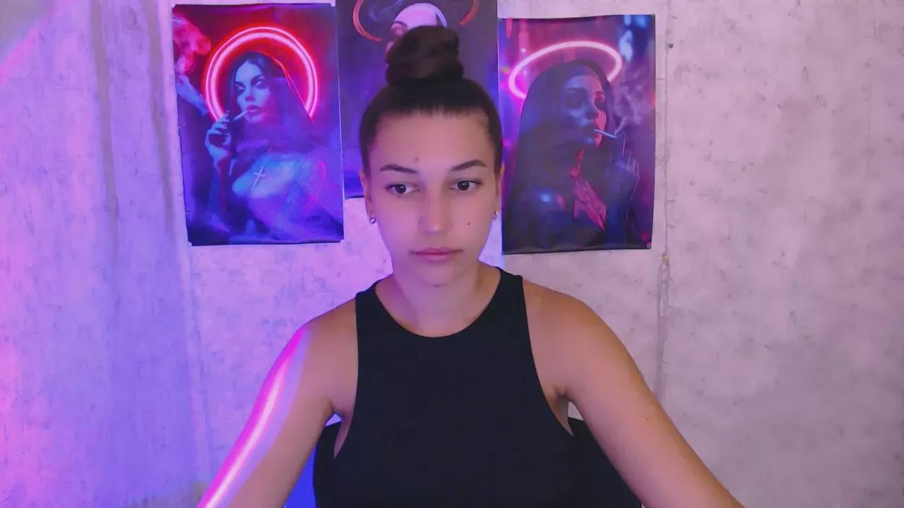 Offline KarolinadDream on Cam4