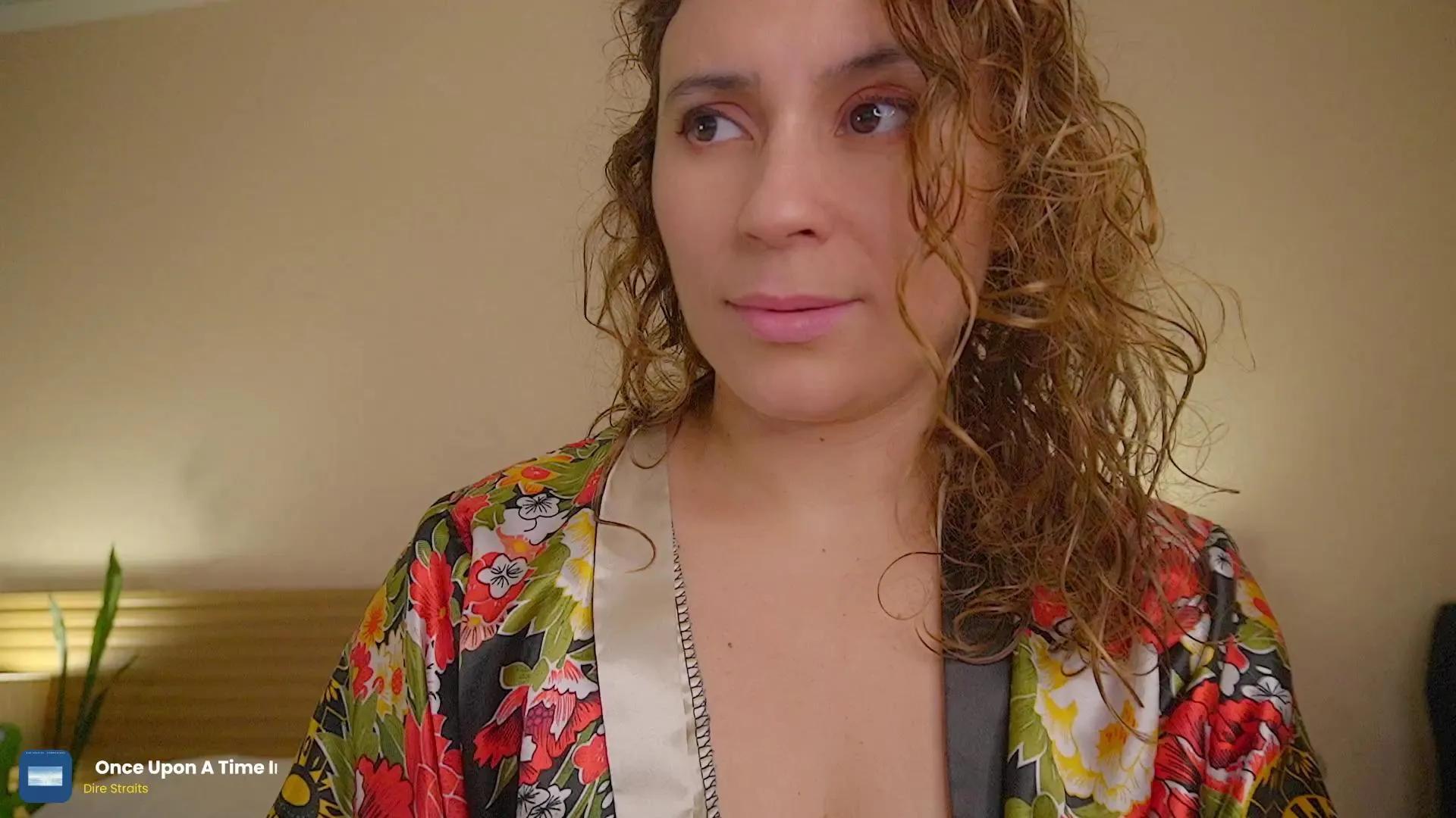 Kate_Danswet on Cam4