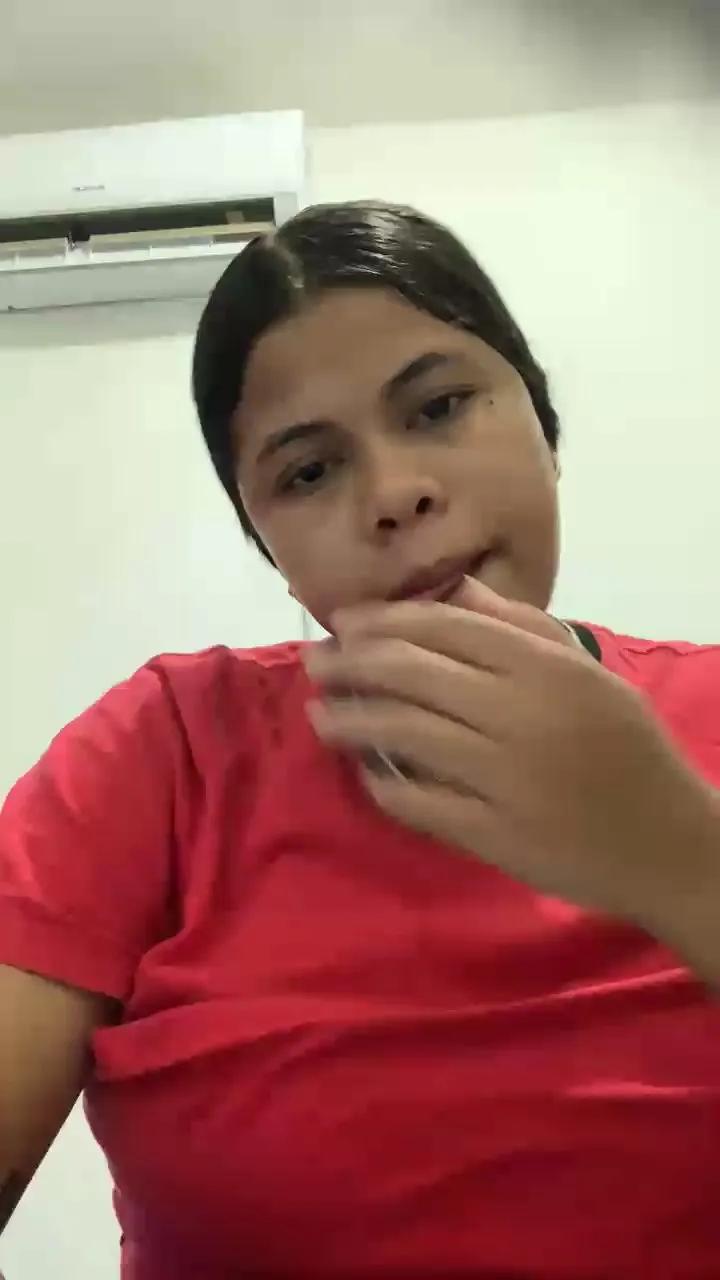 Offline KatyuscaLopez on Cam4