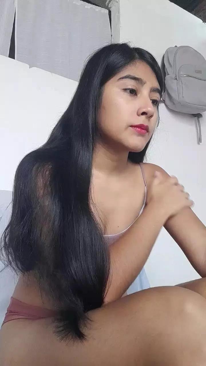 Offline Kleo99 on Cam4