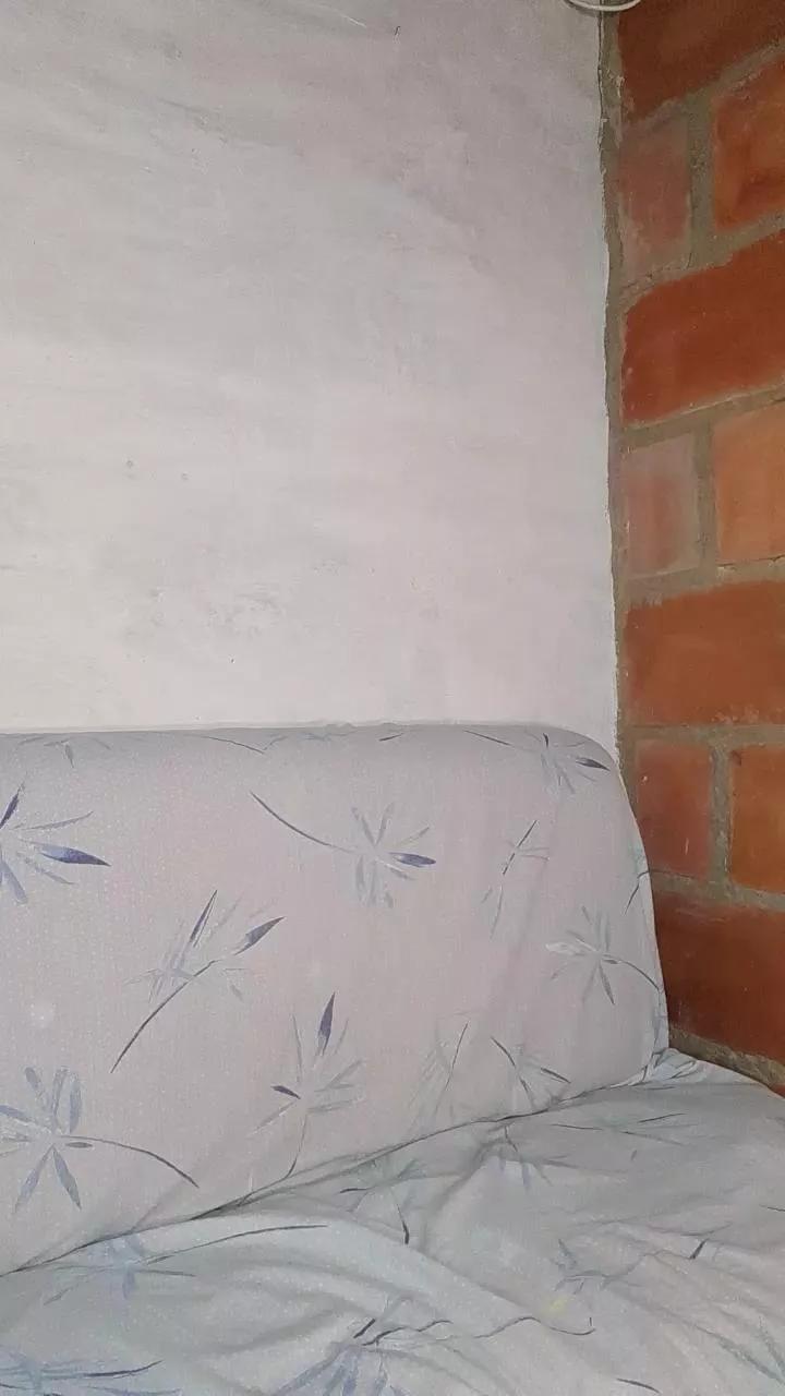 Offline Kleo99 on Cam4