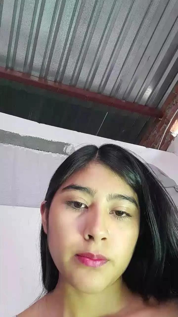 Offline Kleo99 on Cam4