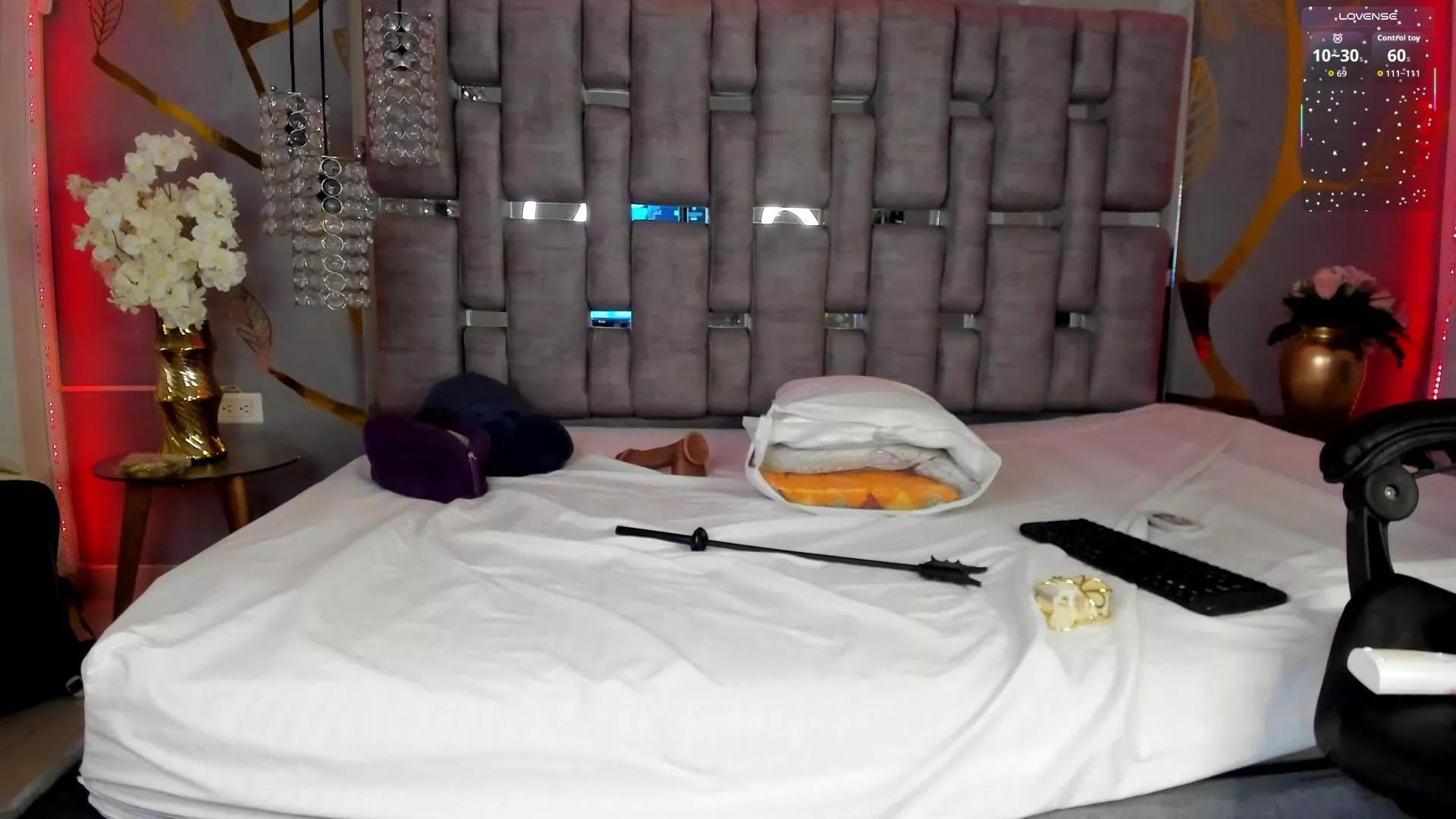 Offline LeiaWong_ on Cam4