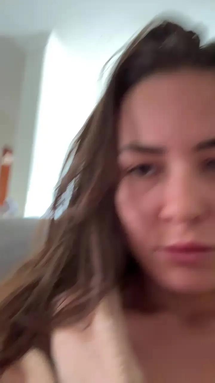 Freechat Lemyny on Cam4