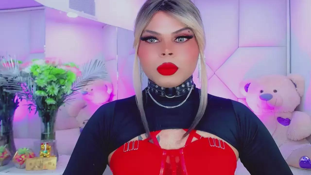 Offline leslychaneldoll on Cam4