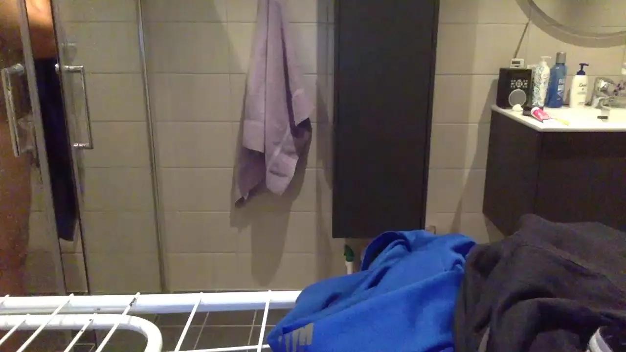 Offline likescock5 on Cam4