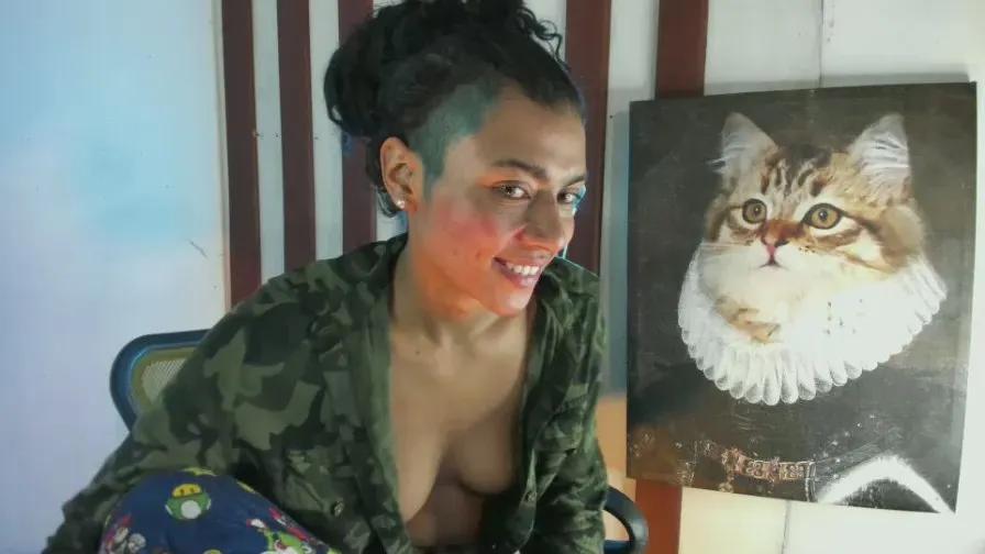 Offline LilithMooree on Cam4