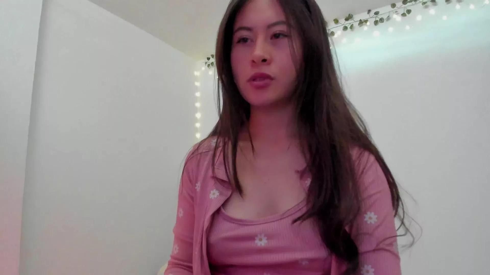 Offline lizbluee on Cam4