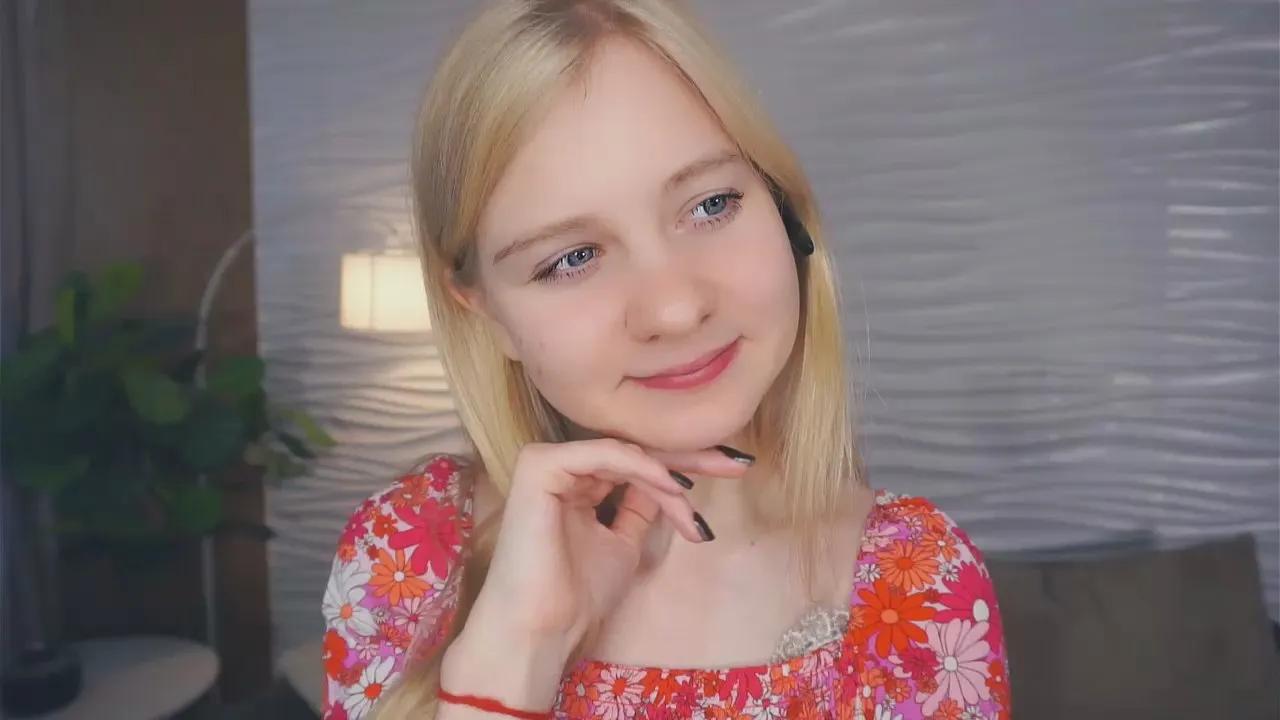 Offline LoraEddy on Cam4