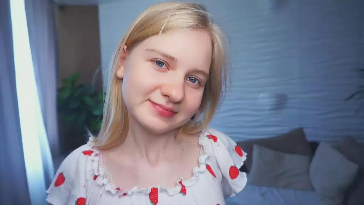 Offline LoraEddy on Cam4