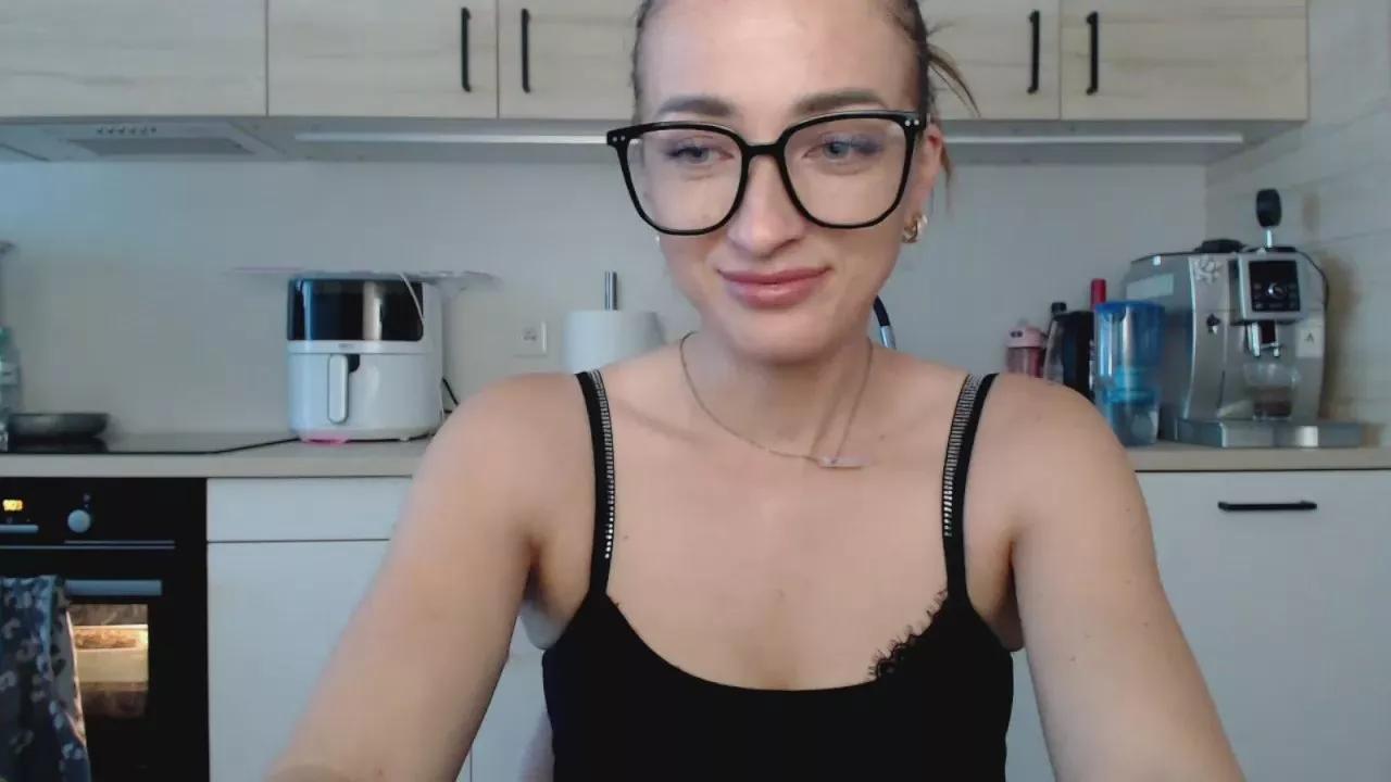 Offline LorenneAngel on Cam4
