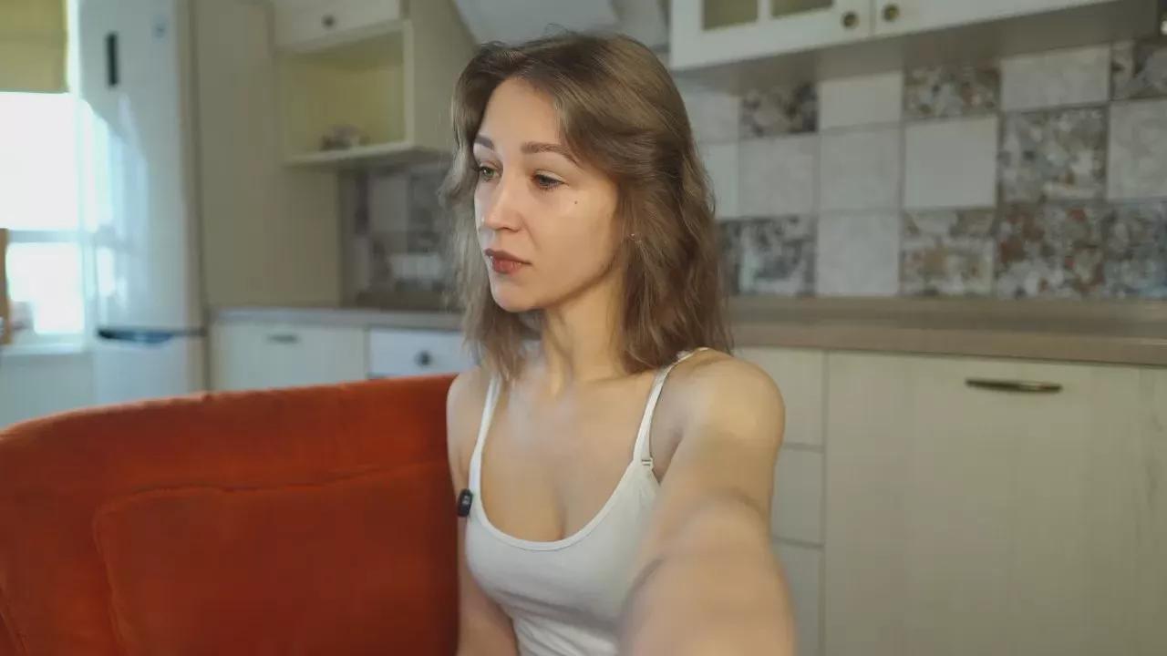 Offline LornaColeson on Cam4