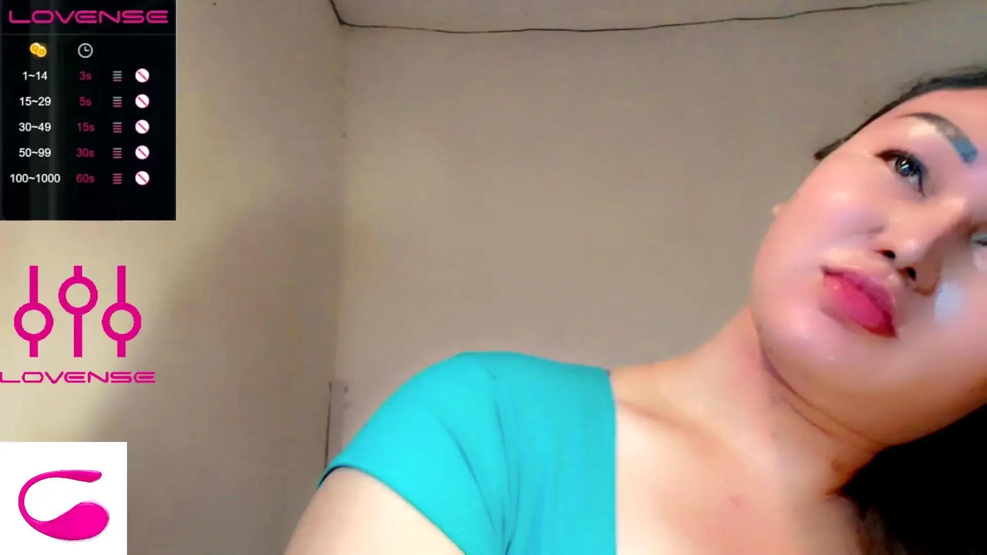 Offline Lovelycum69 on Cam4