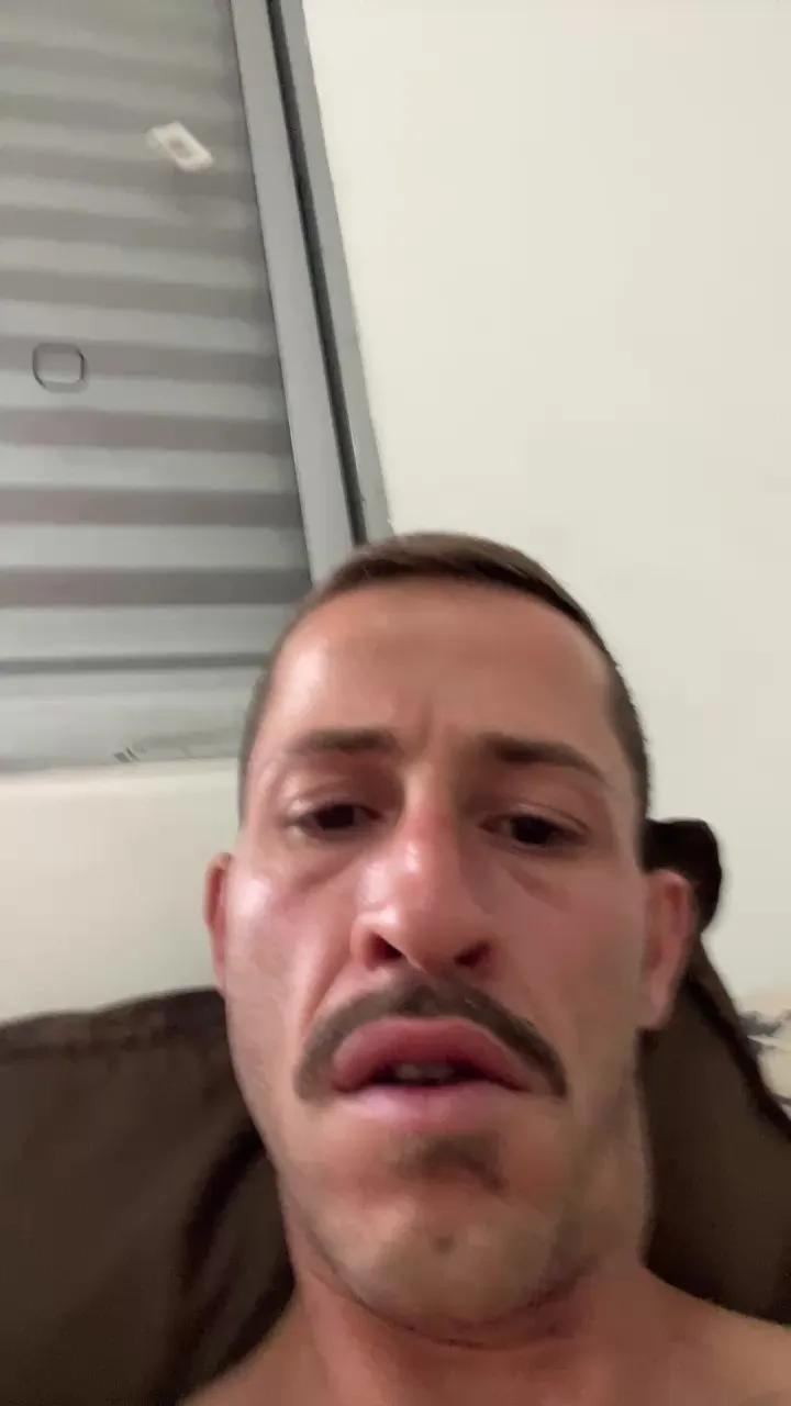 Offline Lucasjandre on Cam4