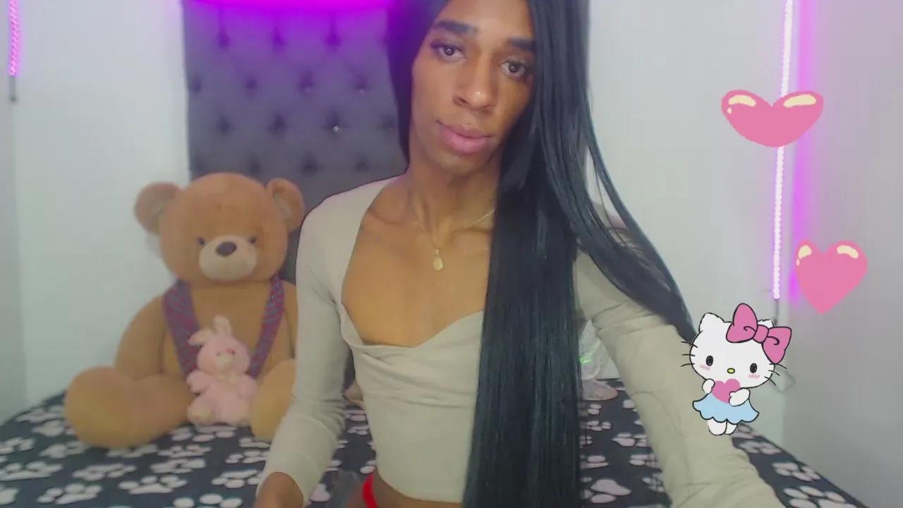 Offline lucianadolll on Cam4