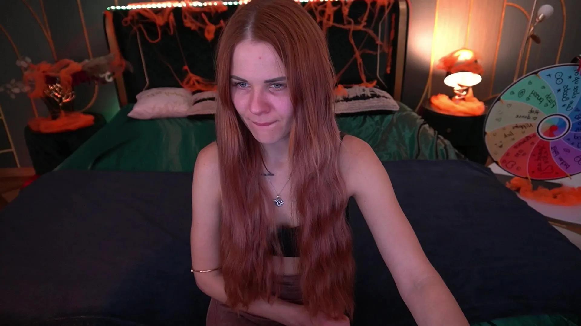 Offline LunaLicks on Cam4