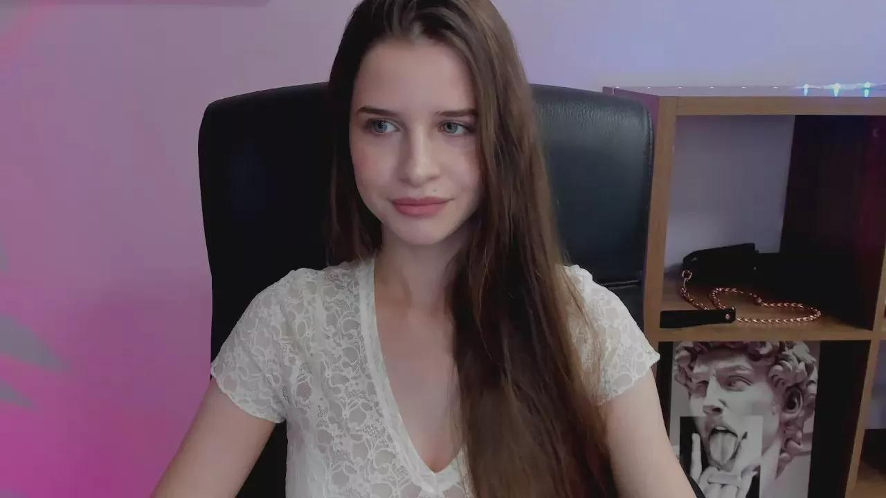 Offline lust_maya on Cam4