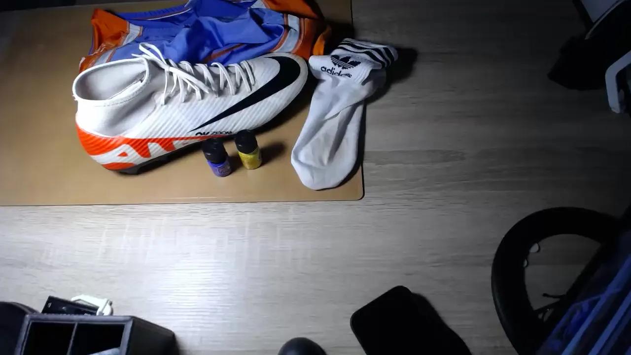 Offline lycrasneax on Cam4