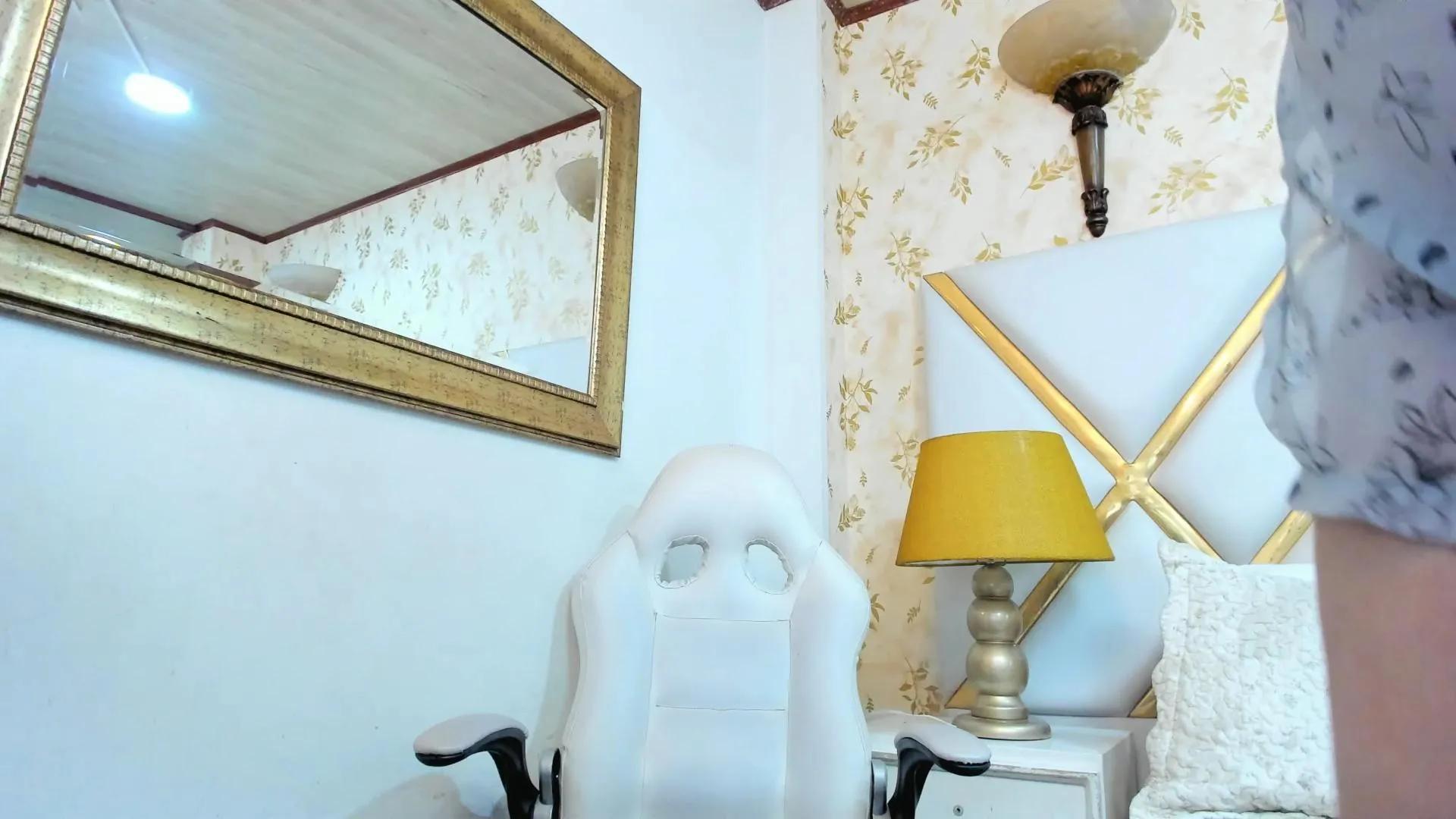 Offline MalorySweet on Cam4