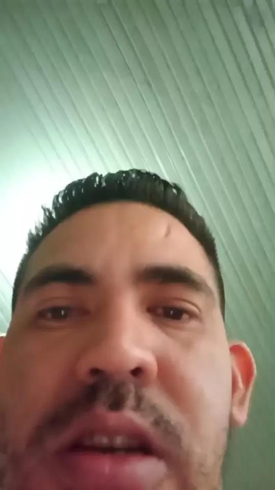 Offline marcosmauu1 on Cam4