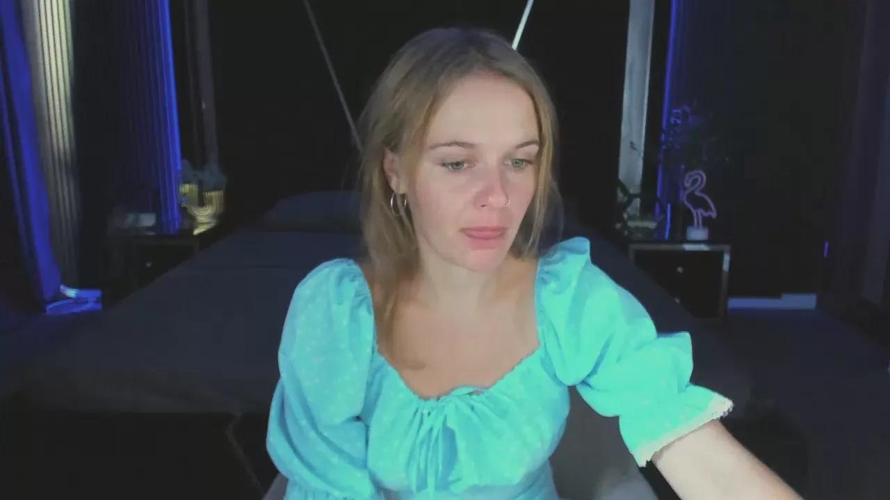 Offline MaribelRiverr on Cam4