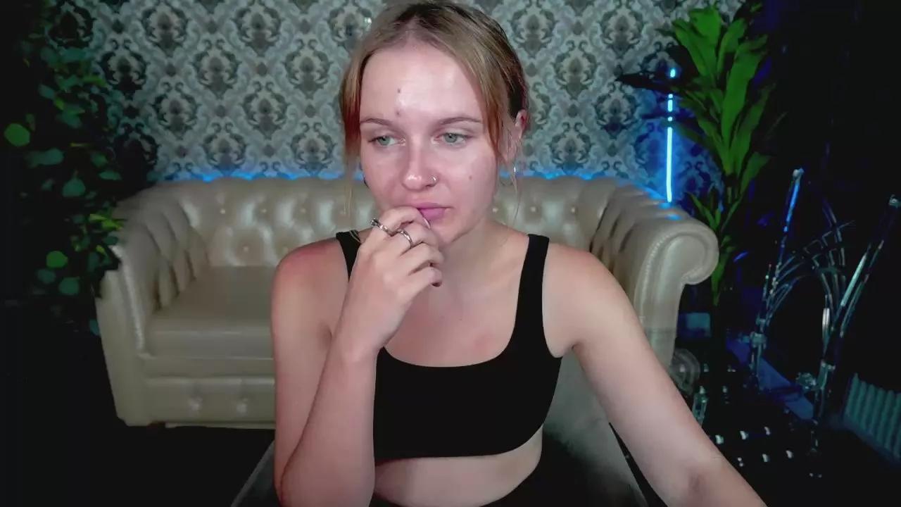 Offline MaribelRiverr on Cam4