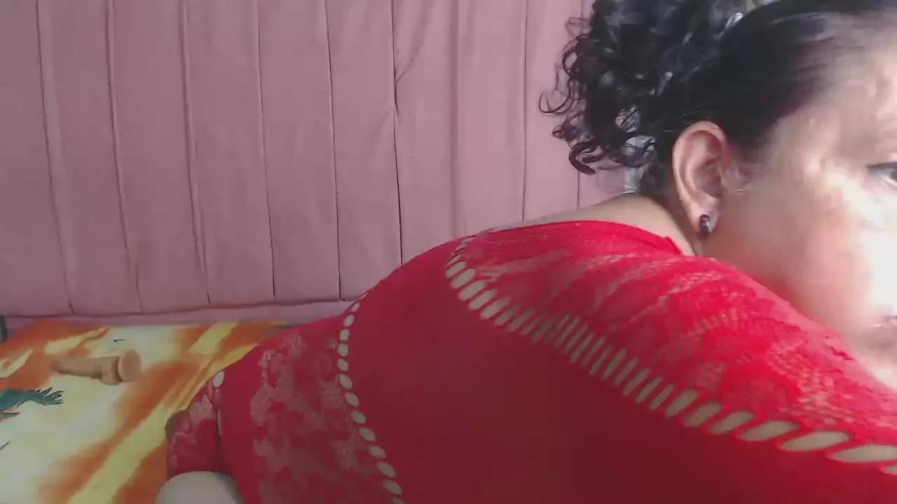 Offline marielaahorny30 on Cam4