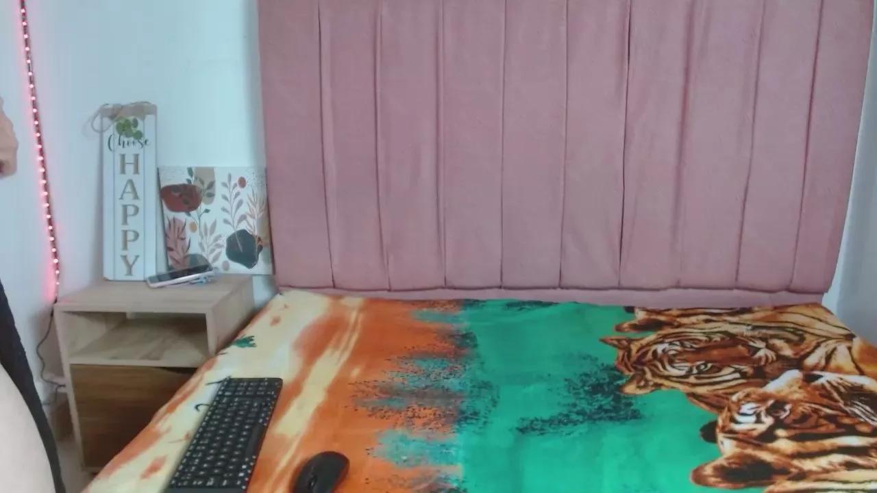 Offline marielaahorny30 on Cam4